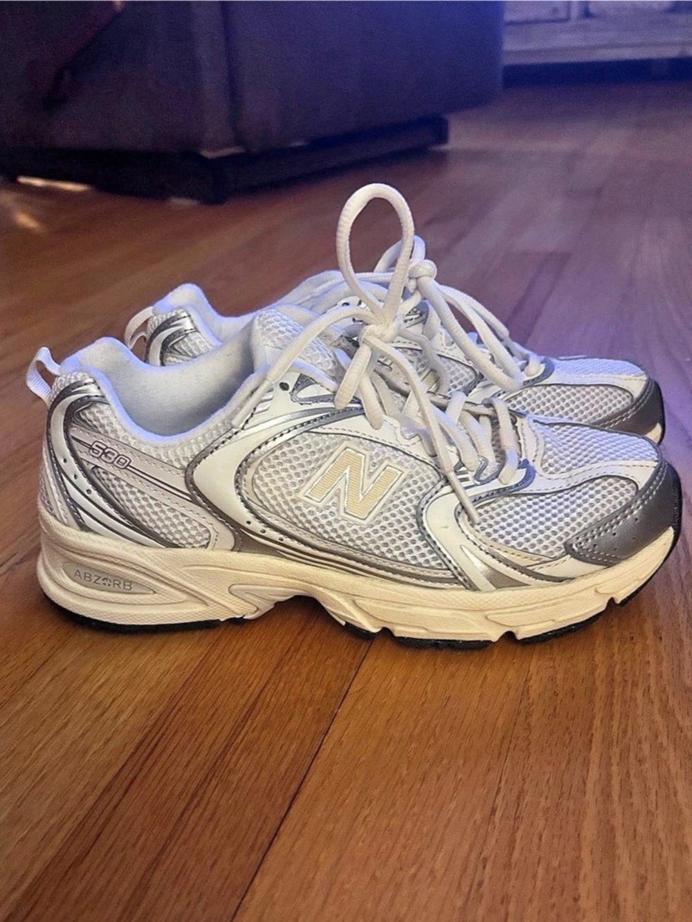New Balance 530 Athletic Sneakers-women’s size 6